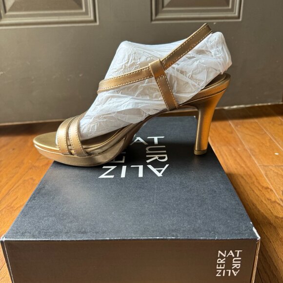 Naturalizer Brenta Bronze Pearl Metallic Heeled Sandals Size 8.5 - Picture 4 of 4